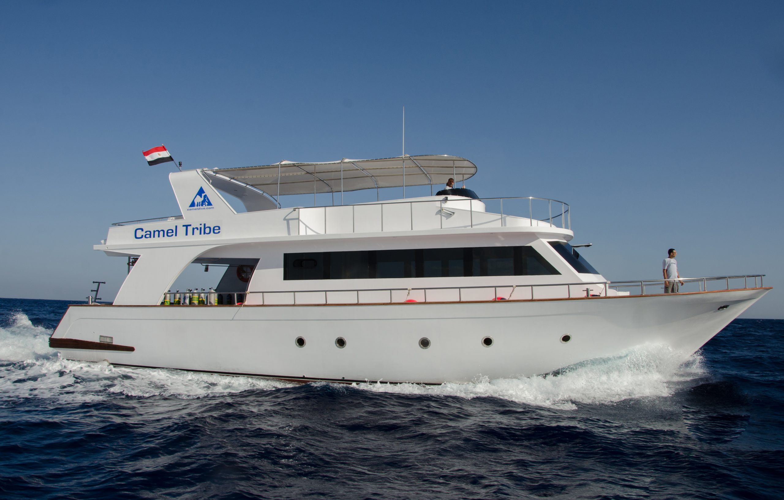 Camel Dive Club Tribe boat