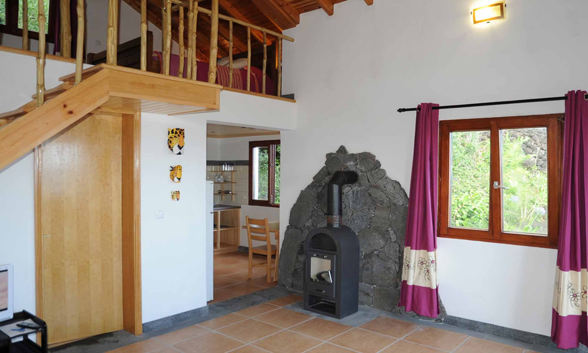 Slow Dive Atlantik Azoren Casa Cachalote Wohnbereich