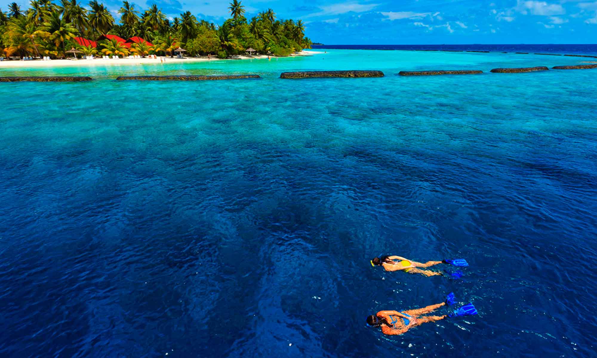 Slow Dive Indischer Ozean Malediven Kurumba Maldives Hausriff