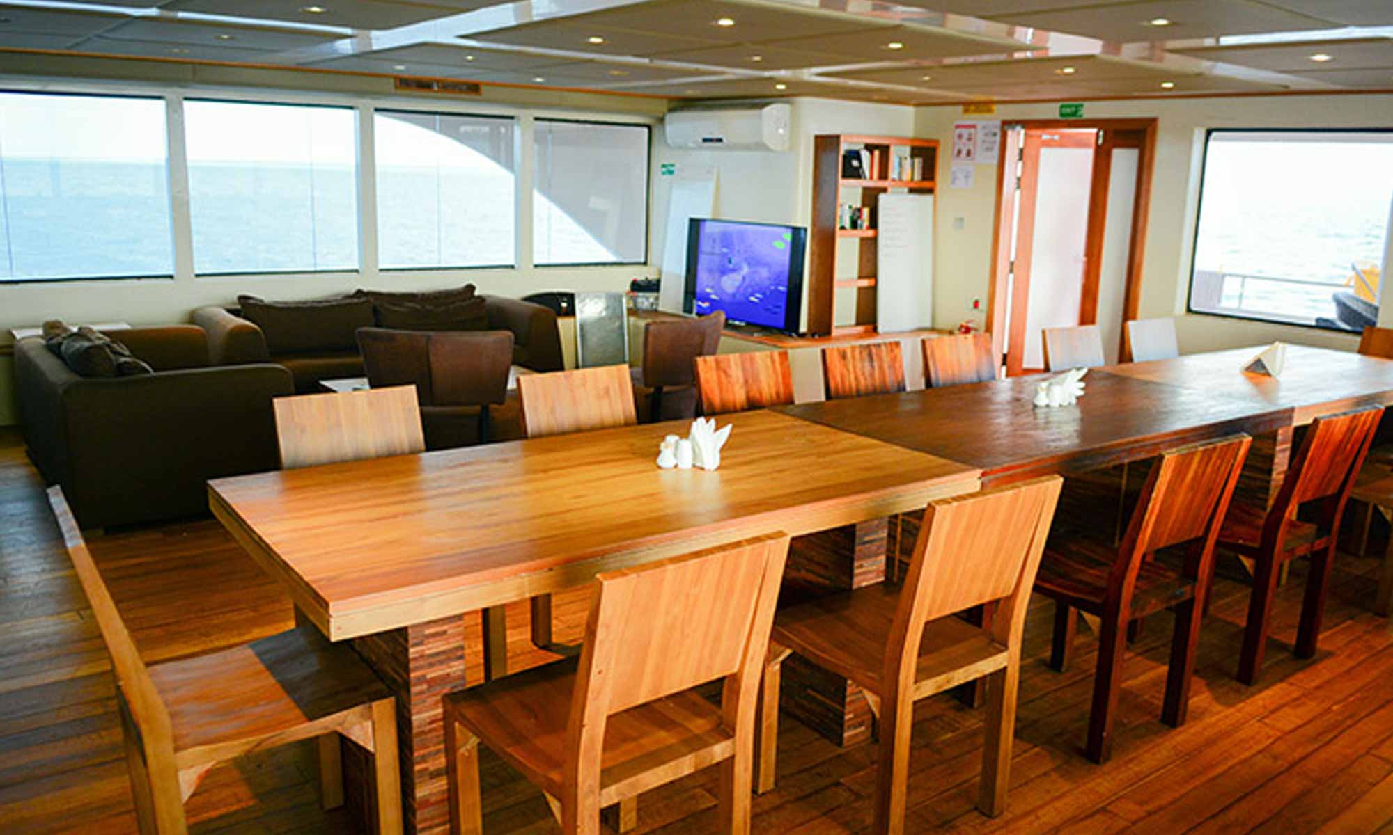 Slow Dive Indischer Ozean Malediven Adora Restaurant