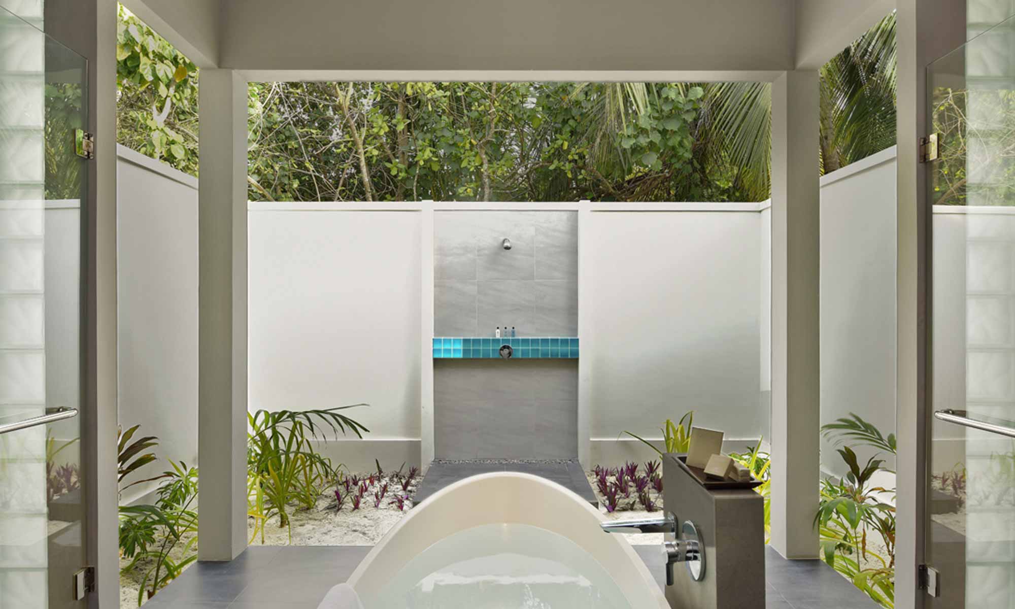 Slow Dive Indischer Ozean Malediven Dhigali Maldives Bad