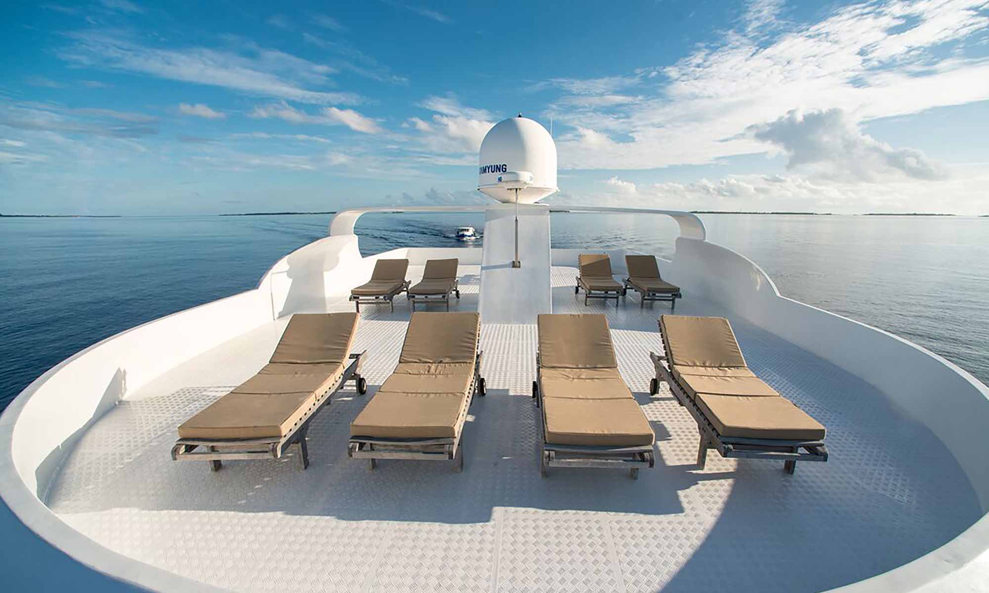 Slow Dive Indischer Ozean Malediven Emperor Virgo Sonnendeck