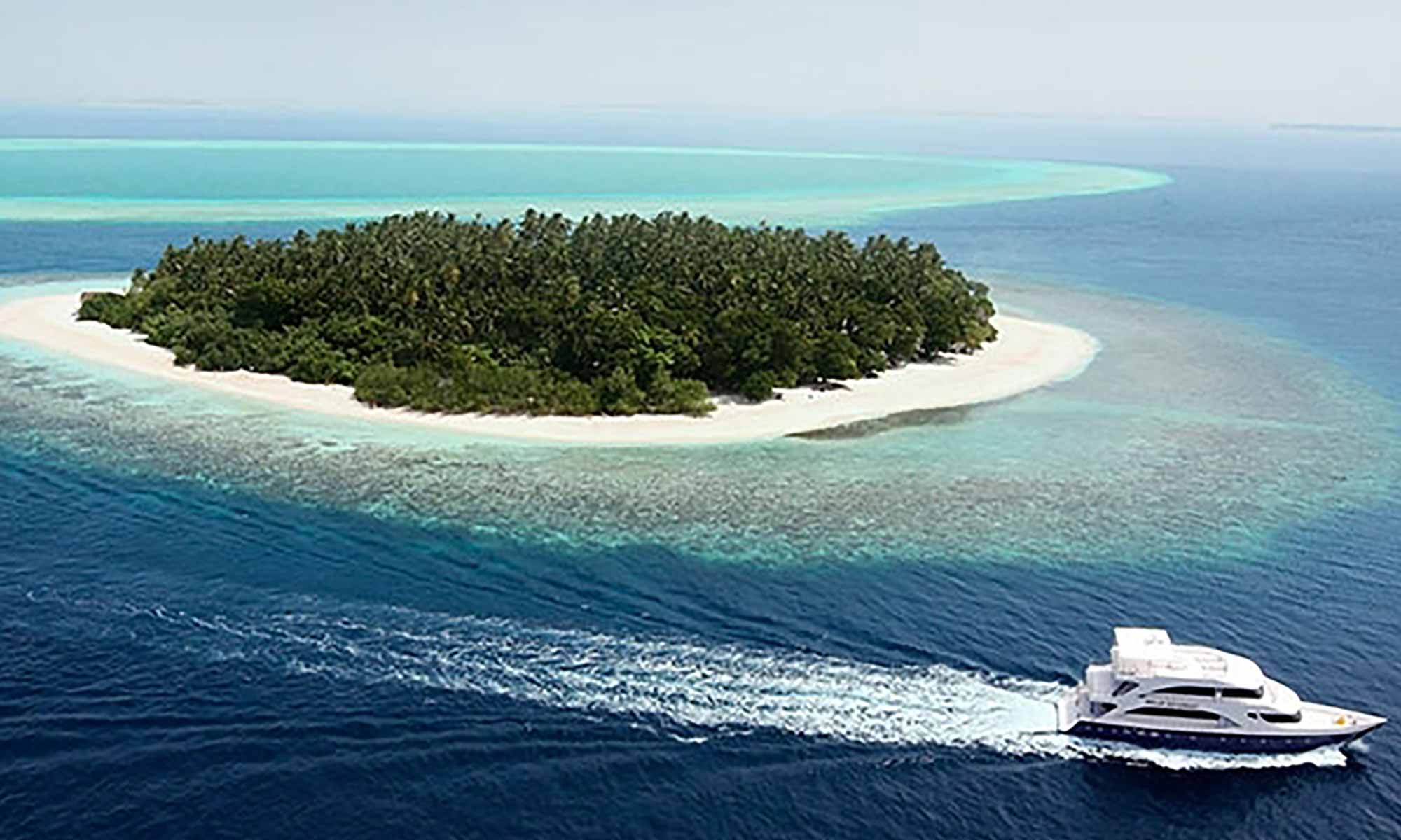 Slow Dive Indischer Ozean Malediven Emperor Voyager Insel