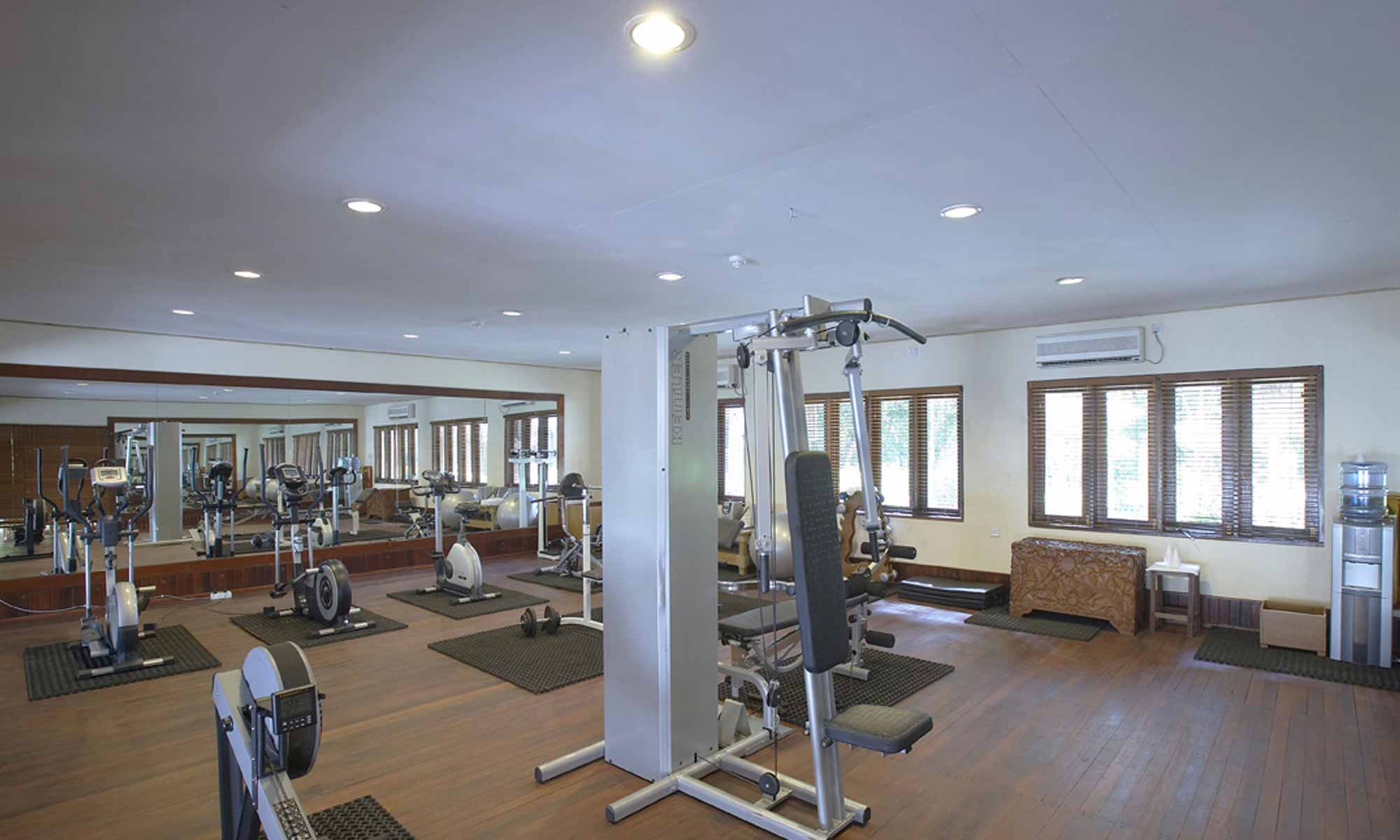 Slow Dive Indischer Ozean Malediven Filitheyo Island Resort Gym