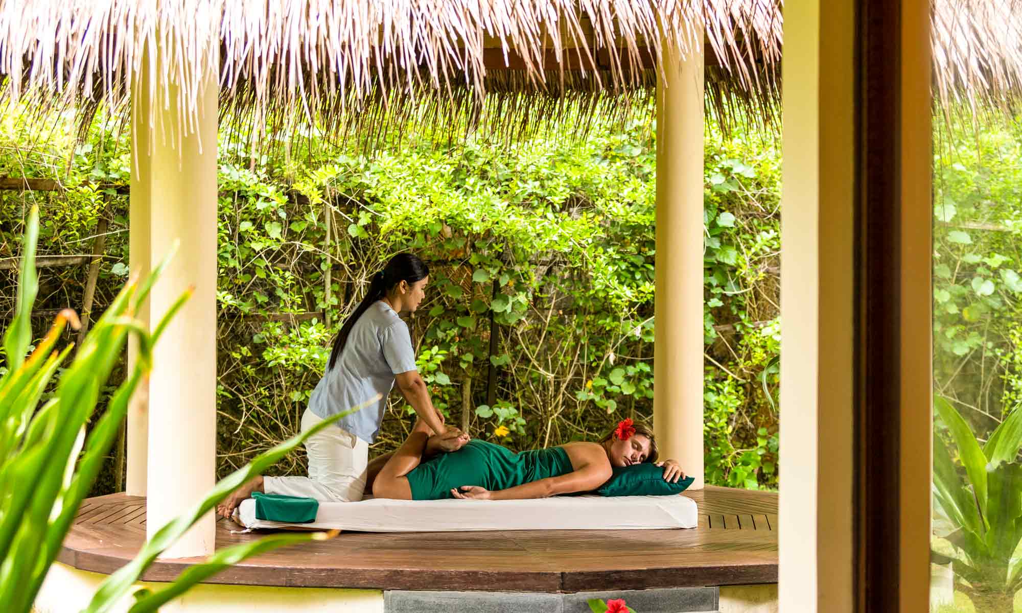 Slow Dive Indischer Ozean Malediven Filitheyo Island Resort Massage