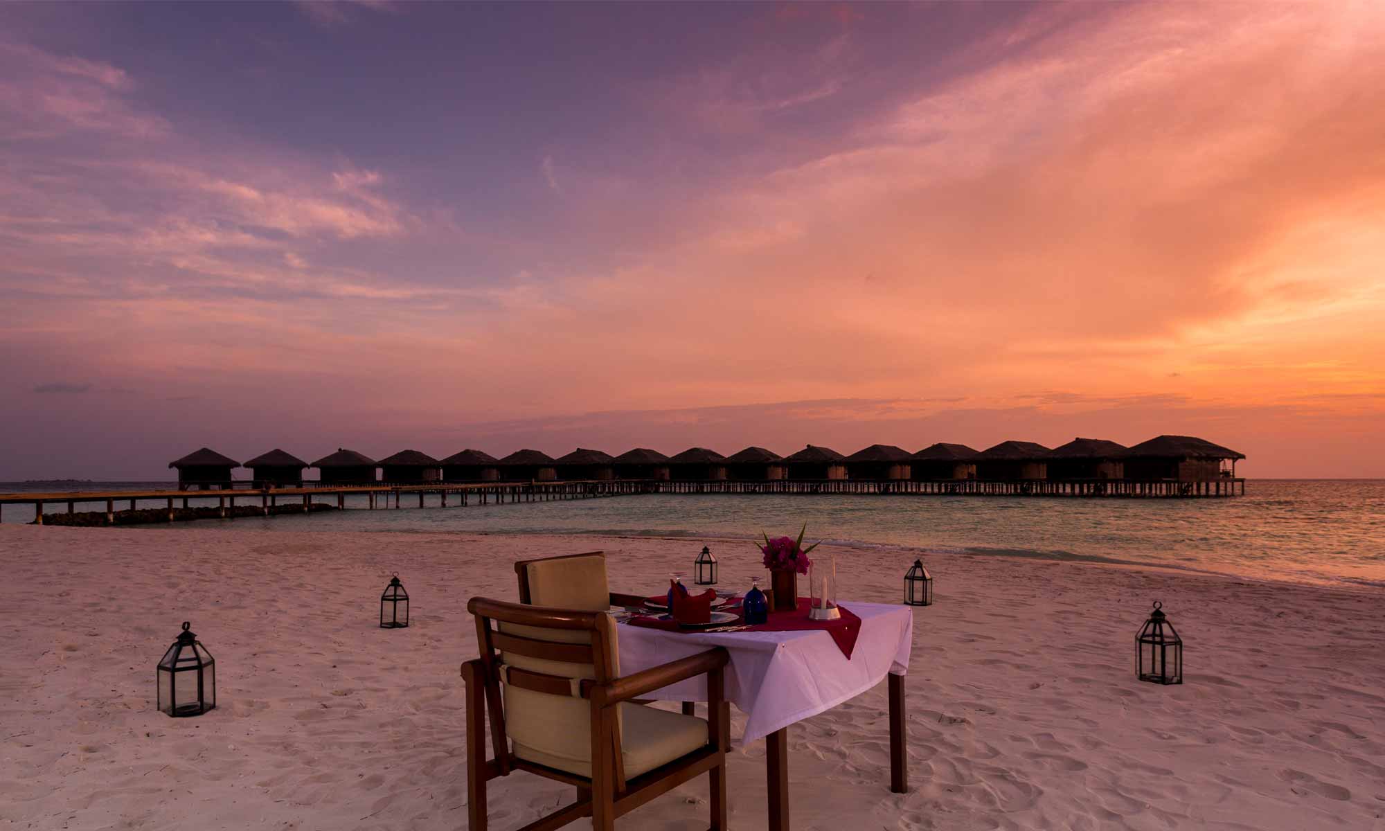 Slow Dive Indischer Ozean Malediven Filitheyo Island Resort Sonnenuntergang