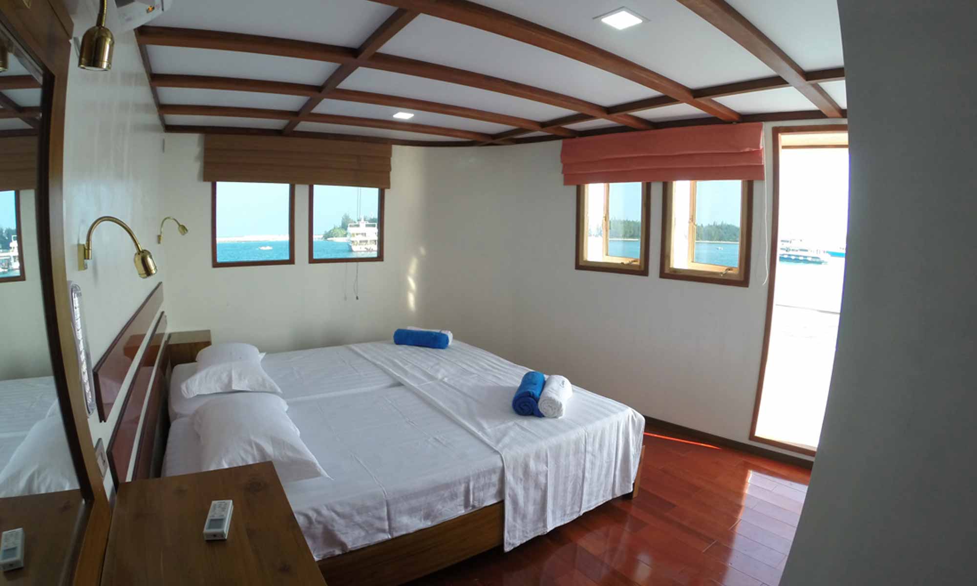 Slow Dive Indischer Ozean Malediven Keana Oberdeck