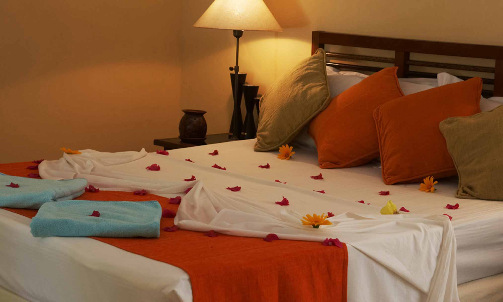 Slow Dive Indischer Ozean Malediven Kuredu Island Resort Bett