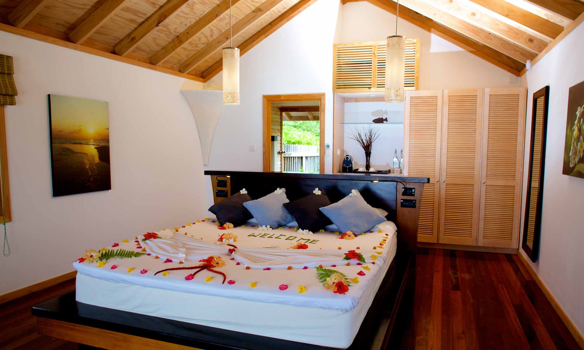 Slow Dive Indischer Ozean Malediven Kuredu Island Resort Bungalow Honeymoon