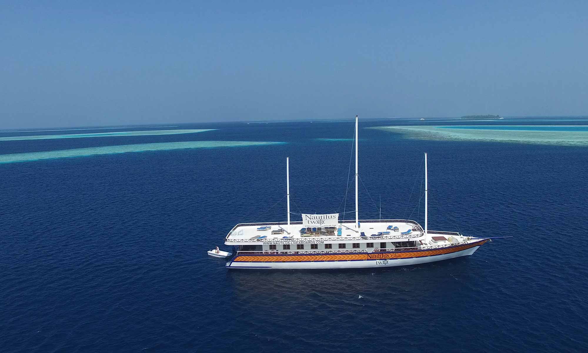 Slow Dive Indischer Ozean Malediven Nautilus Two Drohne