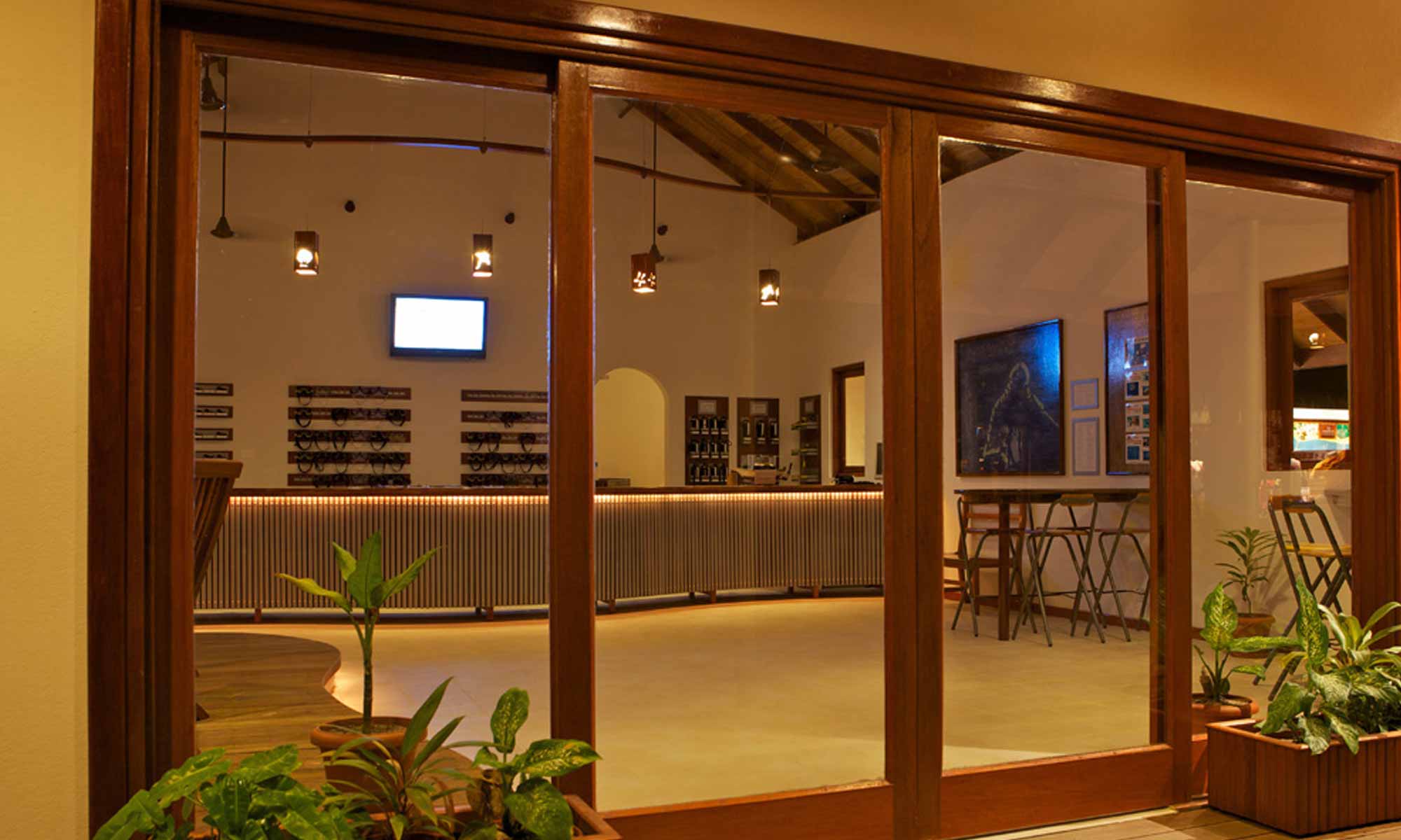 Slow Dive Indischer Ozean Malediven Pro Divers Kuredu Außen