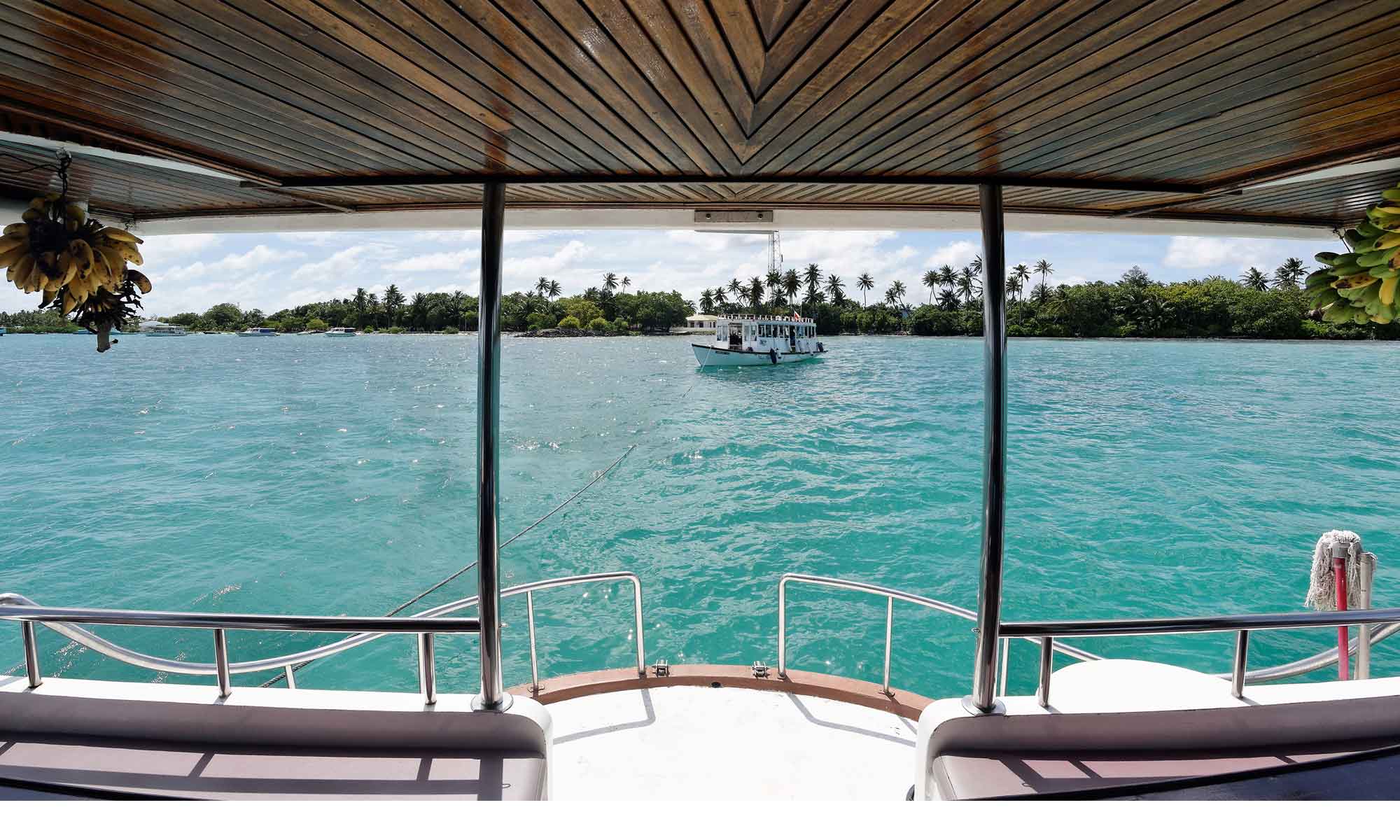 Slow Dive Indischer Ozean Malediven Sheena Tauchplattform