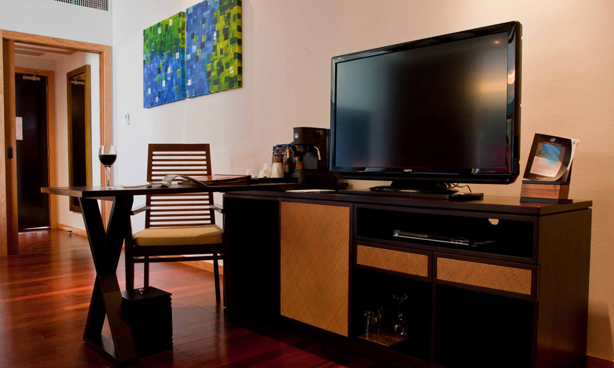 Slow Dive Indischer Ozean Malediven Vakarufalhi Island Resort Zimmer