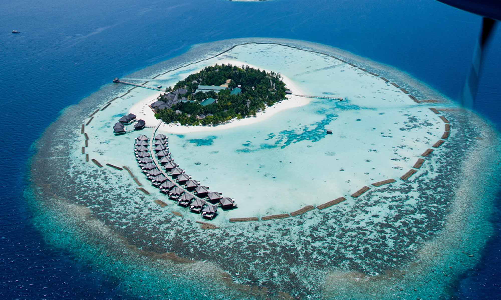 Slow Dive Indischer Ozean Malediven Vakarufalhi Island Resort