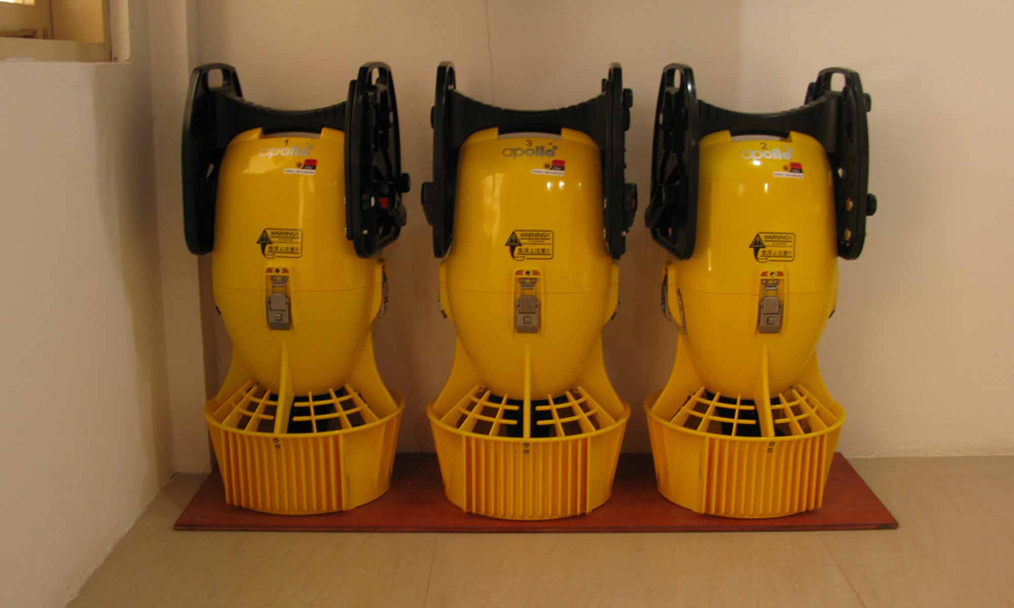 Slow Dive Indischer Ozean Malediven Werner Lau Bathala Unterwasserscooter