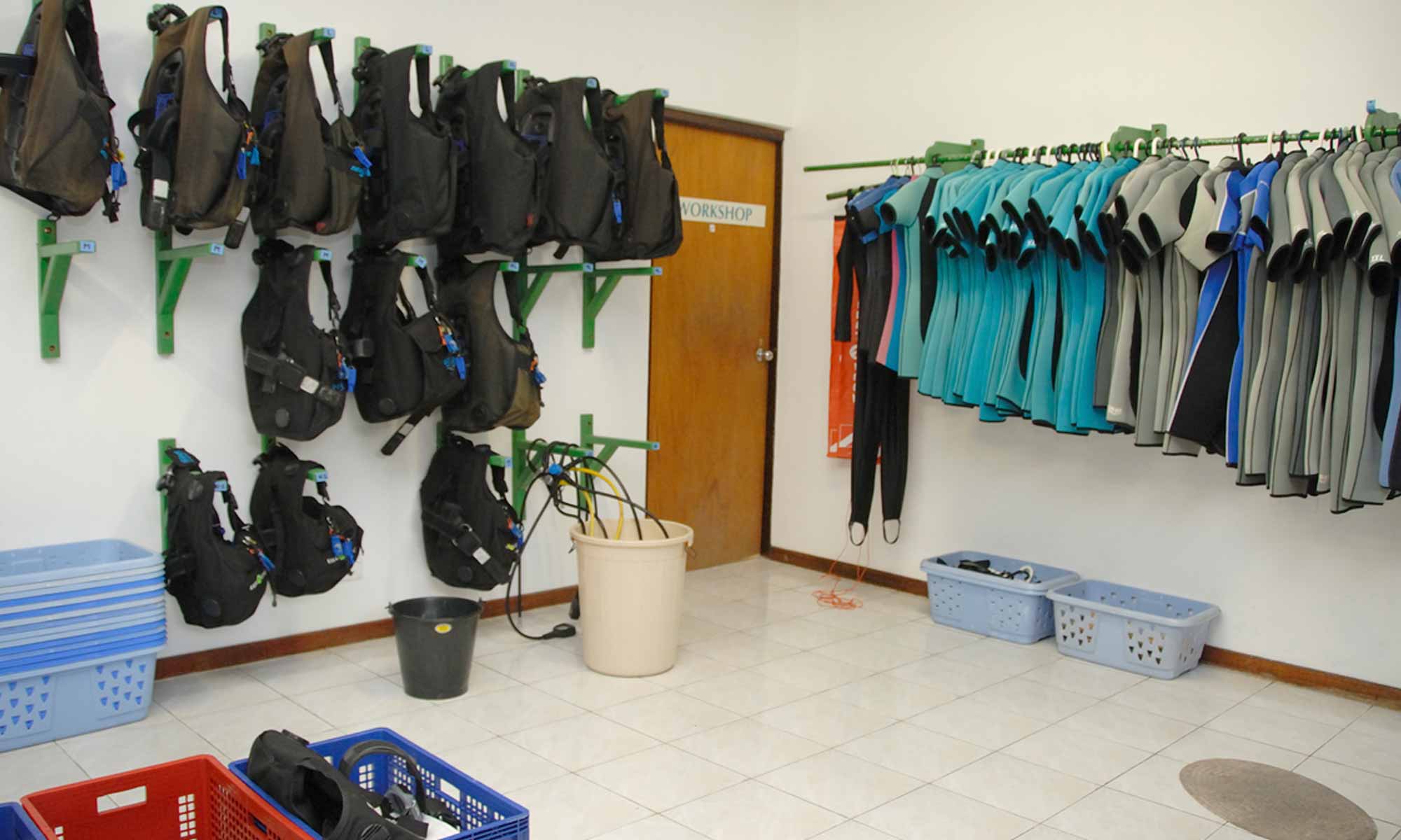 Slow Dive Indischer Ozean Malediven TGI Maldives at Helengeli Equipment