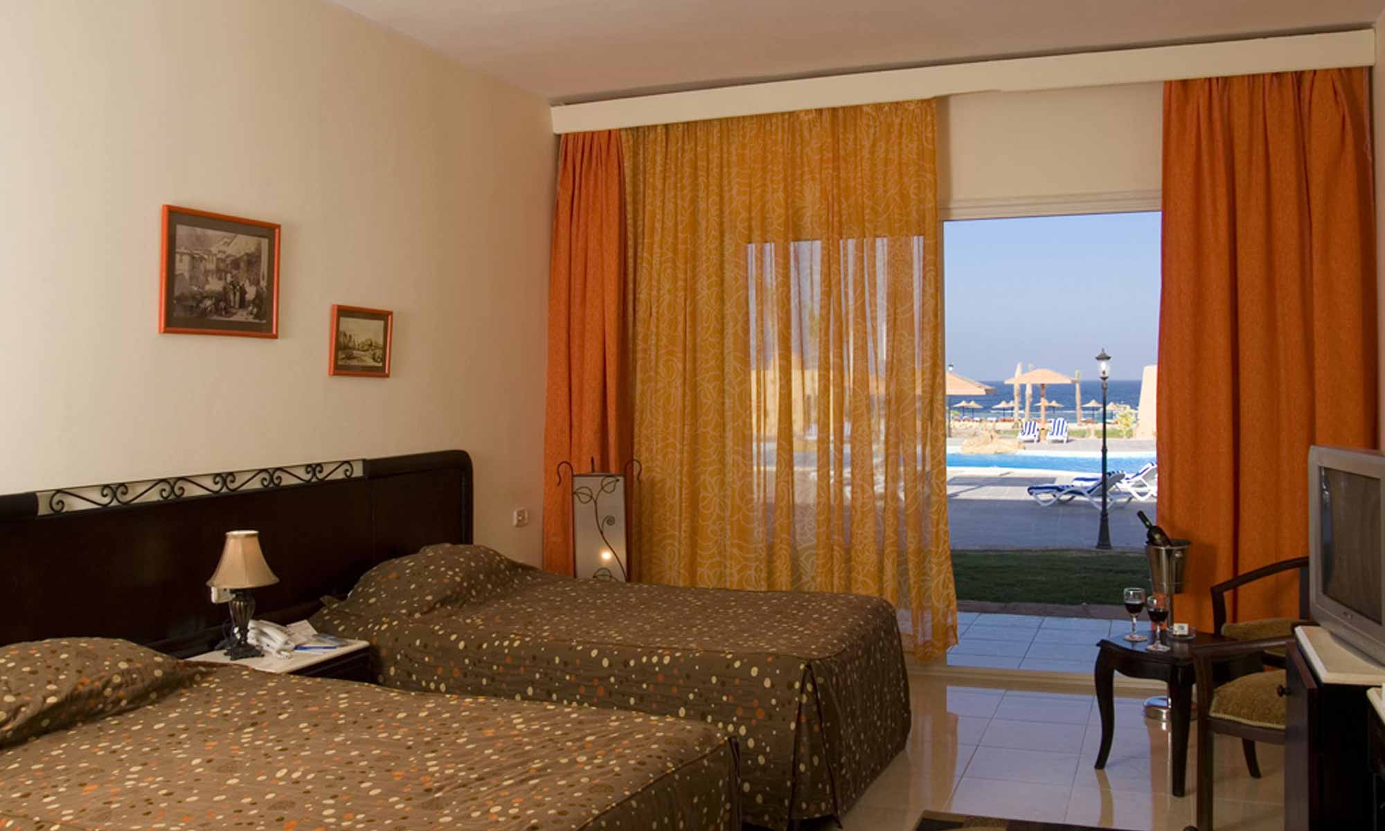 Slow Dive Rotes Meer Ägypten Wadi Lahmy Azur Resort Zimmer