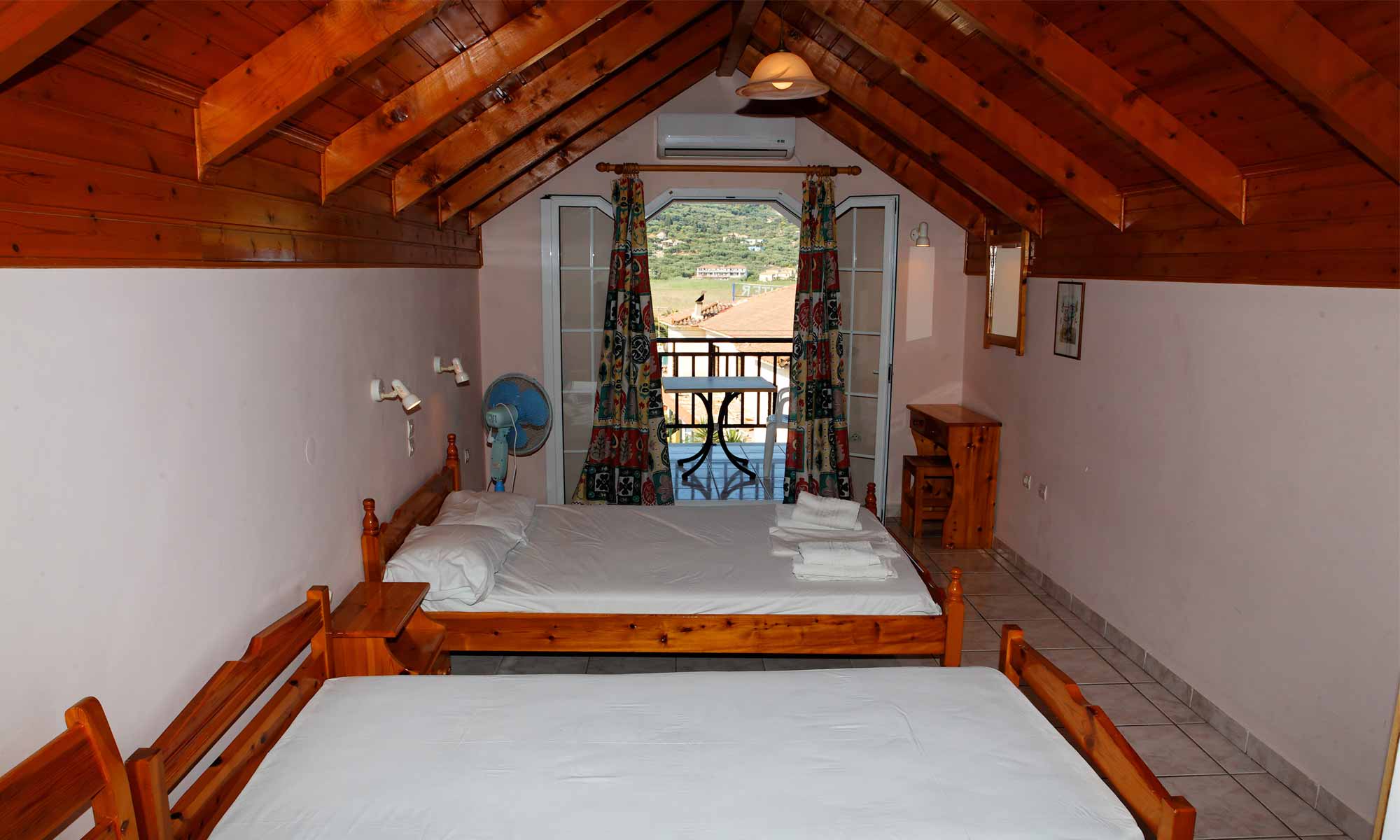 Slow Dive Angebote Griechenland Zakynthos Studio Johann Schlafzimmer