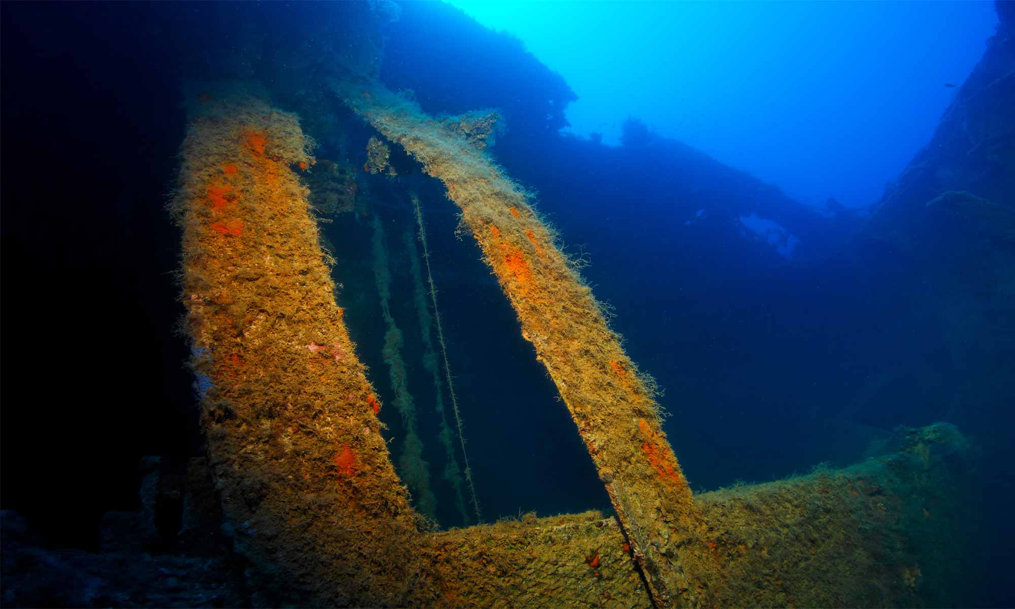 Slow Dive Angebote Griechenland Zakynthos Unterwasser Wrack Laderaum Explosion