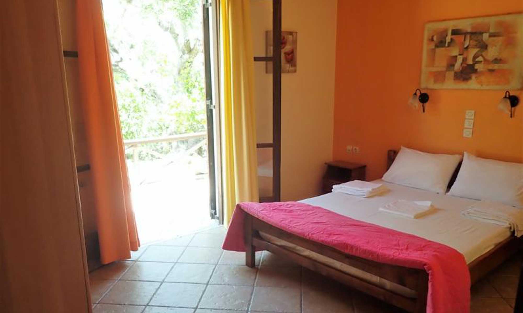 Slow Dive Angebote Griechenland Zakynthos Yannis Schlafzimmer