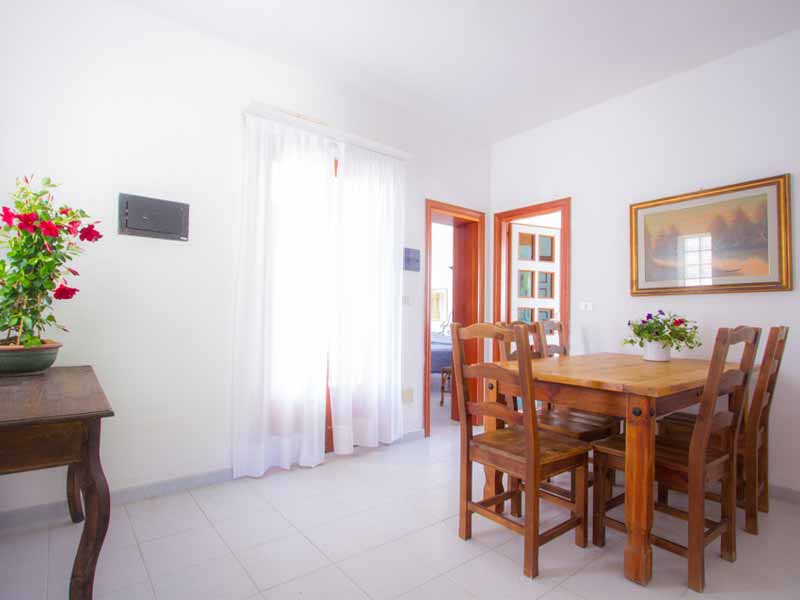 Slow Dive Angebote Italien Elba Appartment Morcone Esszimmer