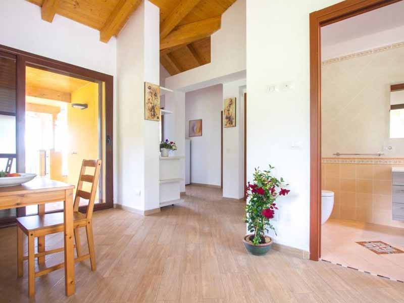 Slow Dive Angebote Italien Elba Appartment Villa Eden Primao Piano Flur