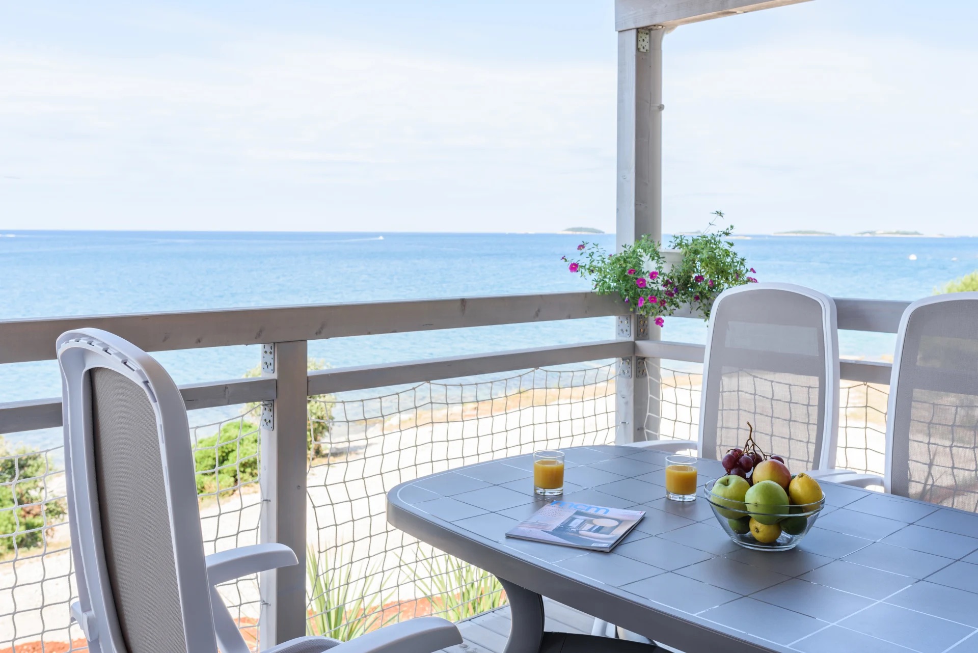 Slow Dive Rovinj Terrasse